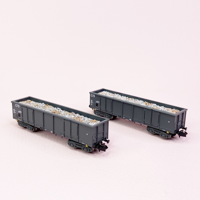 2 Wagons Tombereau Eaos E79 Avec Chargement Sncf Ep IV ARNOLD HN6535