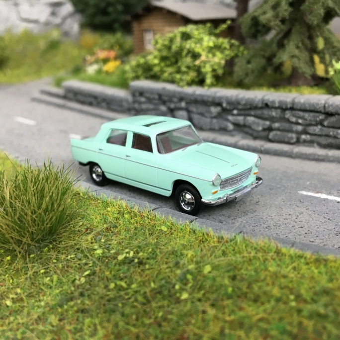 Peugeot 404 Vert d'eau Toit ouvrant-HO-1/87-BREKINA 2325