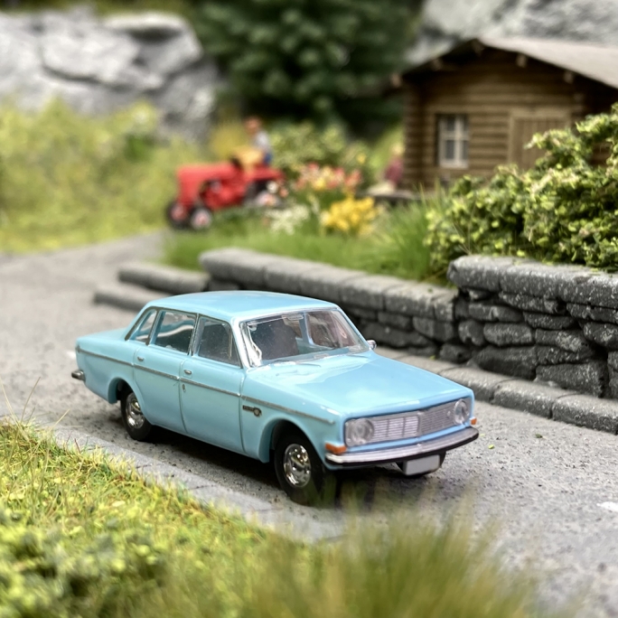 Volvo 144 Bleu Ciel - BREKINA 29423 - HO 1/87