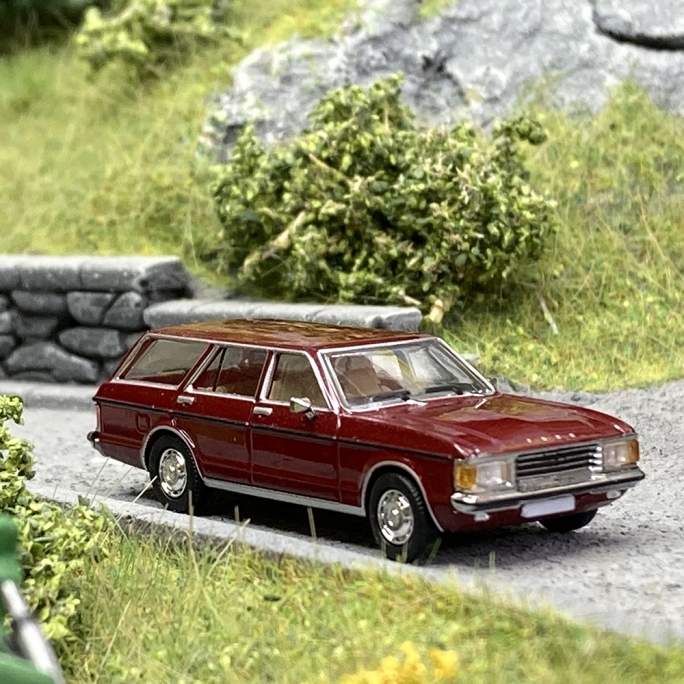 Ford Granada MK1 Break Rouge Foncé Métallisé - PCX870407 - HO 1/87