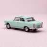 Peugeot 404 Toit ouvrant, avec personnages - BREKINA / SAI 1629 - HO 1/87