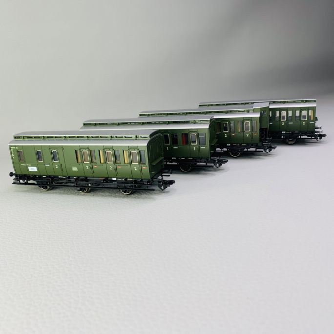 Coffret De 4 Voitures Voyageurs, DB, Ep III - MARKLIN 42046 - HO 1/87