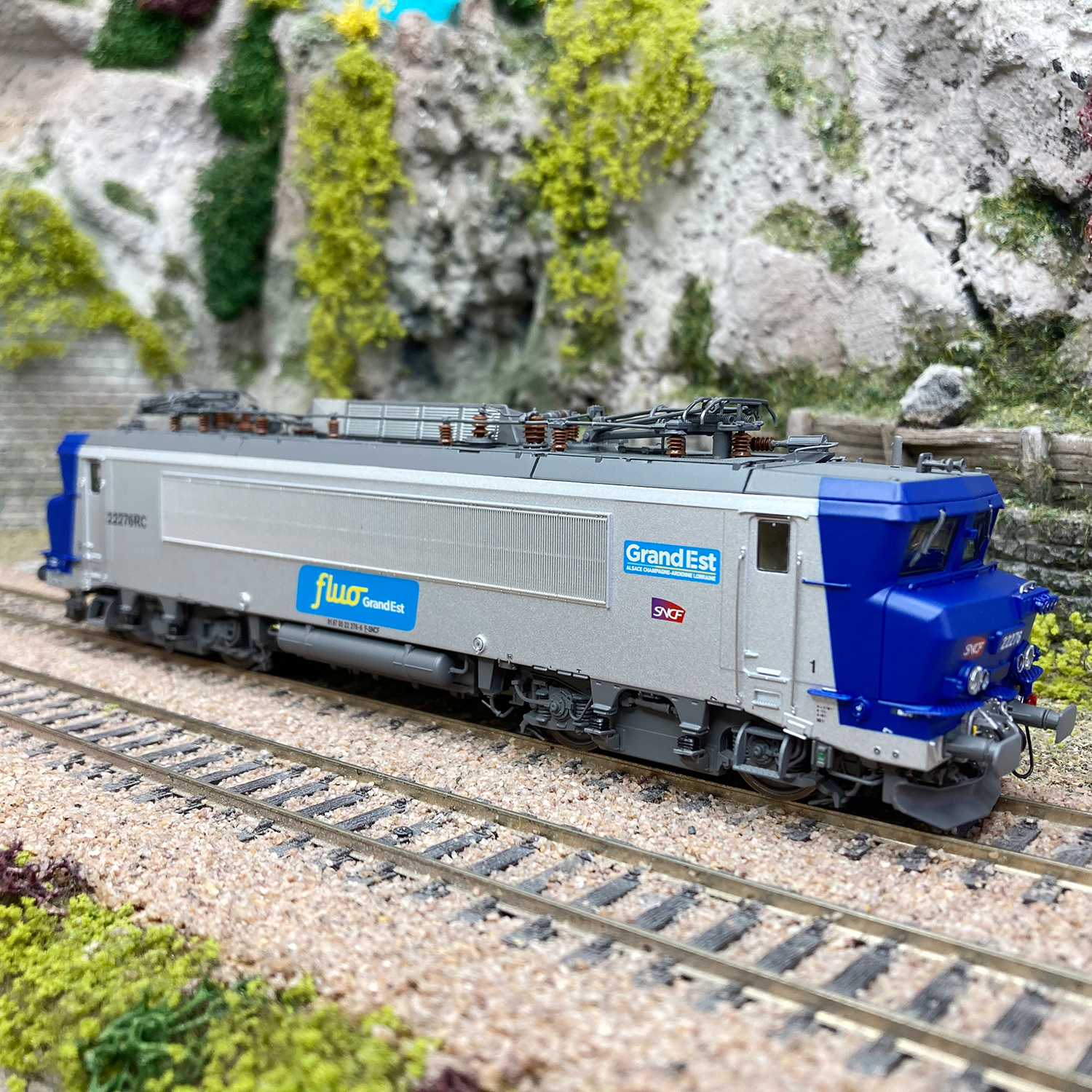 LEGO Train - locomotives électriques - BB 7200 -- SNCF - MOC