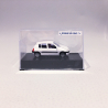 Renault Clio 2, 4p, Blanche, avec personnages - SAI 1642 - 1/87