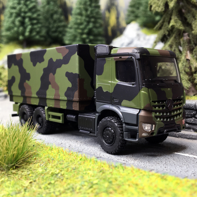 Mercedes Benz Arocs Camion 6x6, Camouflage - Herpa 746991 - 1/87