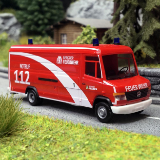 Mercedes Benz Vario long "Berliner Feuerwehr", Rouge - Herpa 097444 - 1/87