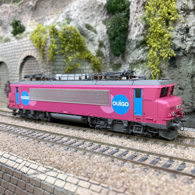 Locomotive électrique BB 22240, "Ouigo", SNCF, Ep. VI digital AC 3R - LSMODELS 11606 - HO 1/87