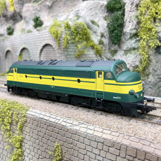 Locomotive diesel 5209, livrée vert bande jaune, SNCB, Ep IV, Digital Son - TRIX 22678 - HO 1/87