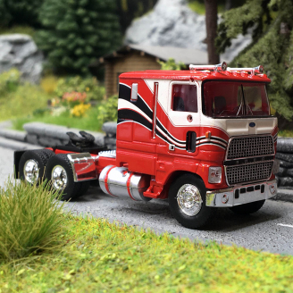 Camion, tracteur Ford CLT 9000 1978, Rouge - Brekina 85851 - HO 1/87