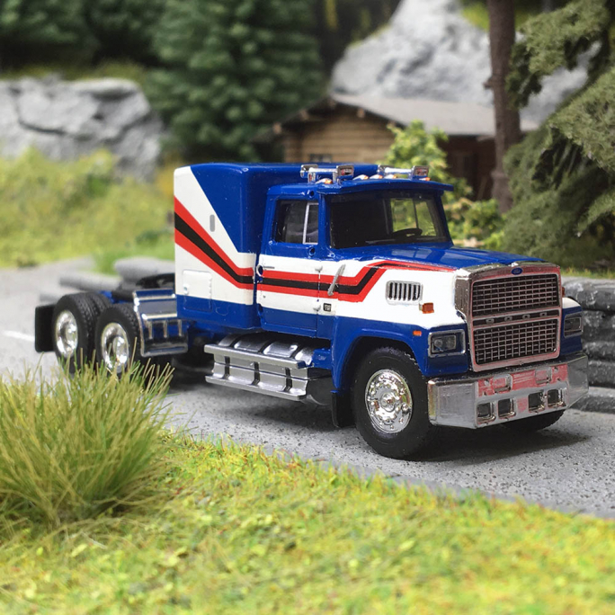 Camion, tracteur Ford LTL 9000, Bleu, Blanc - Brekina 85877 - HO 1/87