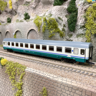 Voiture voyageurs EuroCity, type B, 2CL "Trenitalia", FS, Ep V et VI - ROCO 74286 - HO 1/87