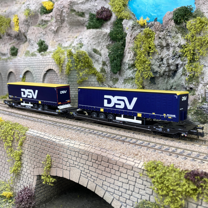 Wagon double poche, Sdggmrs 738/T3000e, "DSV", TX Logistic, Ep VI - ROCO 6600034 - HO 1/87