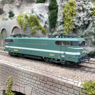Locomotive électrique BB 9214 "Oullins" Sncf, Ep III - REE MB084 - HO 1/87