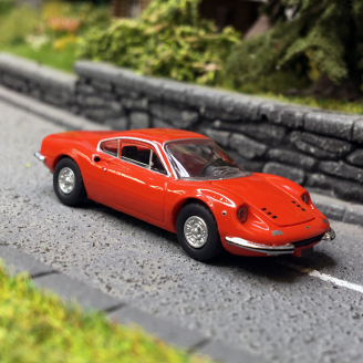 Ferrari, Dino 246 GT, rouge - PCX870632 - HO 1/87