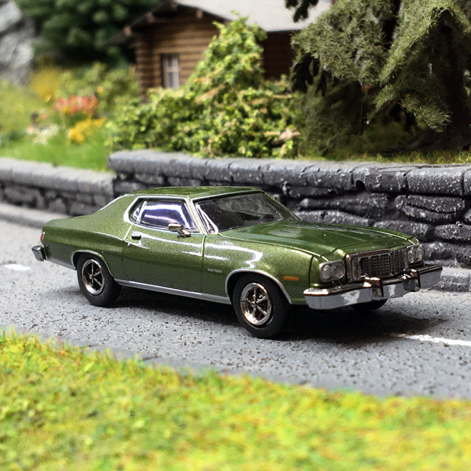 Ford Grand Torino, Vert Foncé Métallique - BREKINA 19726 - HO 1/87