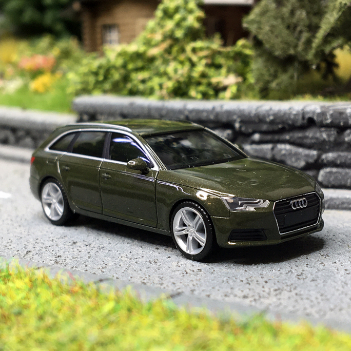 Audi A4 Avant, vert district métallisé - Herpa 038577-004 - HO 1/87