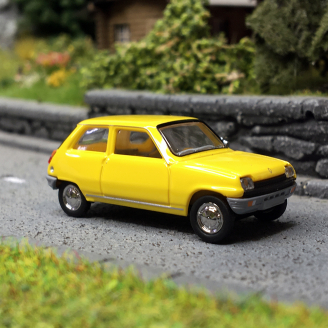 Renault R5 - HERPA 024457-002 - HO 1/87