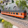 Voiture I4 B9 ex.A9 Orange, époque IV/V SNCB - LSMODELS 42 183 - HO 1/87