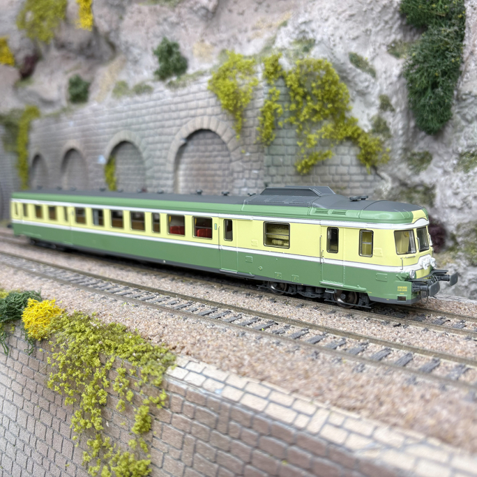 Autorail X 2898 jupé, 1CL et 2CL, toit gris "Lyon-Vaise", Sncf, Ep IV - REE MB-230 - HO 1/87