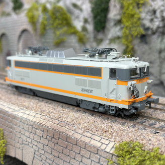 Locomotive électrique BB 8571, Vénissieux, Sncf, Ep. V - R37 41078 - HO 1/87