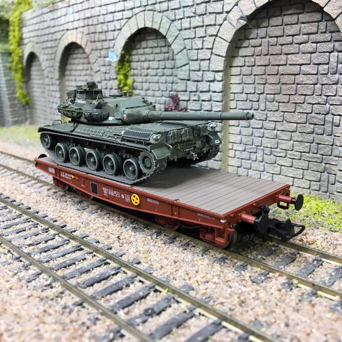 Wagon Porte-char SNCF Ep.IV + Char AMX 30 "CHATEAU-THIERRY" - REE MODELES WBA030 - HO 1/87