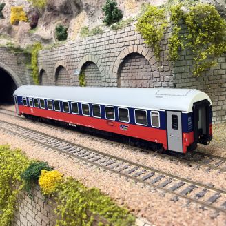 Voiture lit WLABmee, livrée bleu/rouge, version actuelle, ZSR, Ep. V - LSMODELS 48207 - HO 1/87