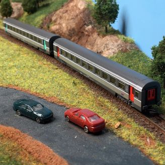 2 Voitures CORAIL VTU 1Cl + 2Cl, SNCF, livrée Nouvelle déco - AZAR MODELS V01CPP1 - Z 1/220