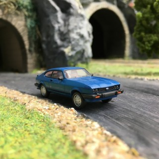 Ford Capri III Bleue-HO 1/87-BREKINA 19552