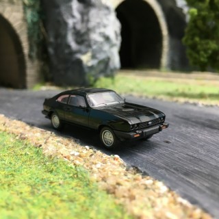 Ford Capri III Noire-HO 1/87-BREKINA 19550