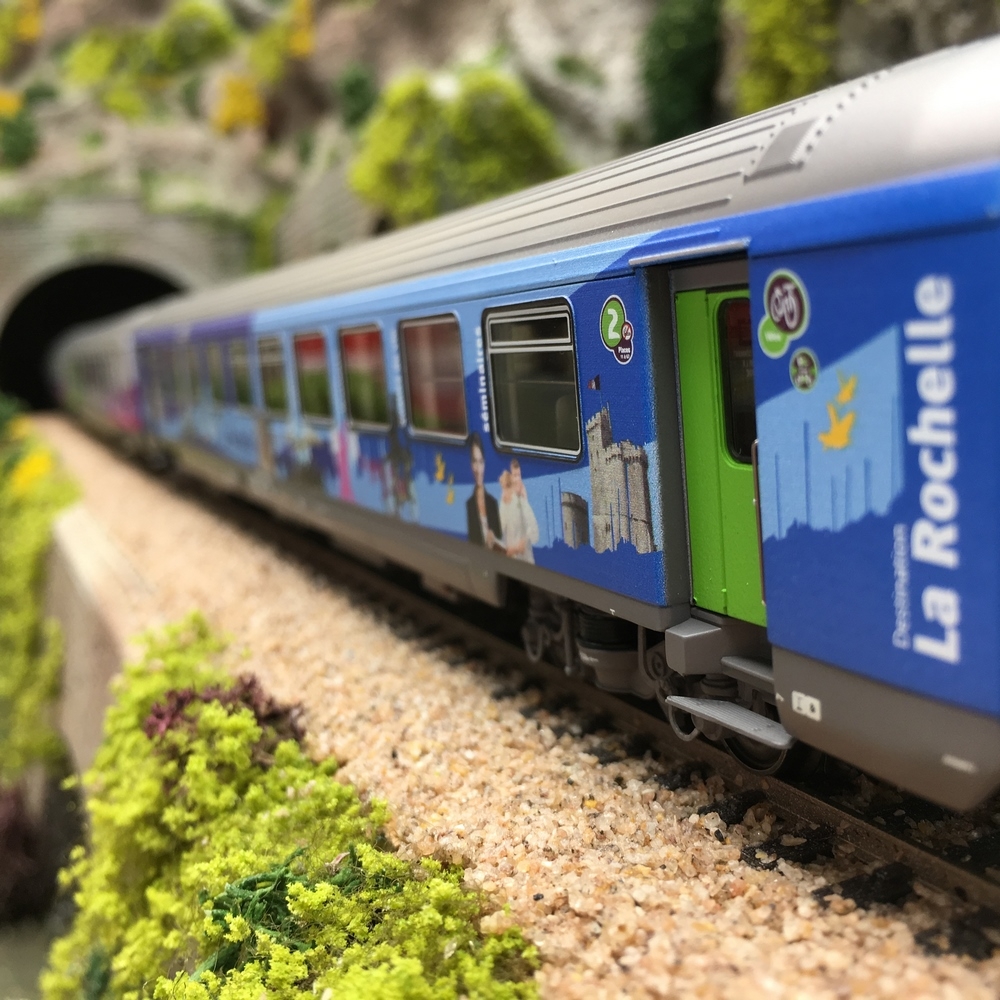 ☆超美品PIKO SNCF Corail コラーユ客車　6両 鉄道模型